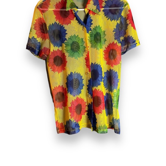 UNIF Mesh Floral Button Up Flower Daisy Shirt Size XS Women’s Trendy Festival - Picture 6 of 6